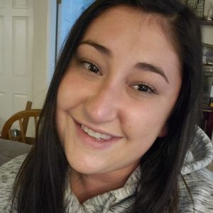 Meet your Posher, Katelyn